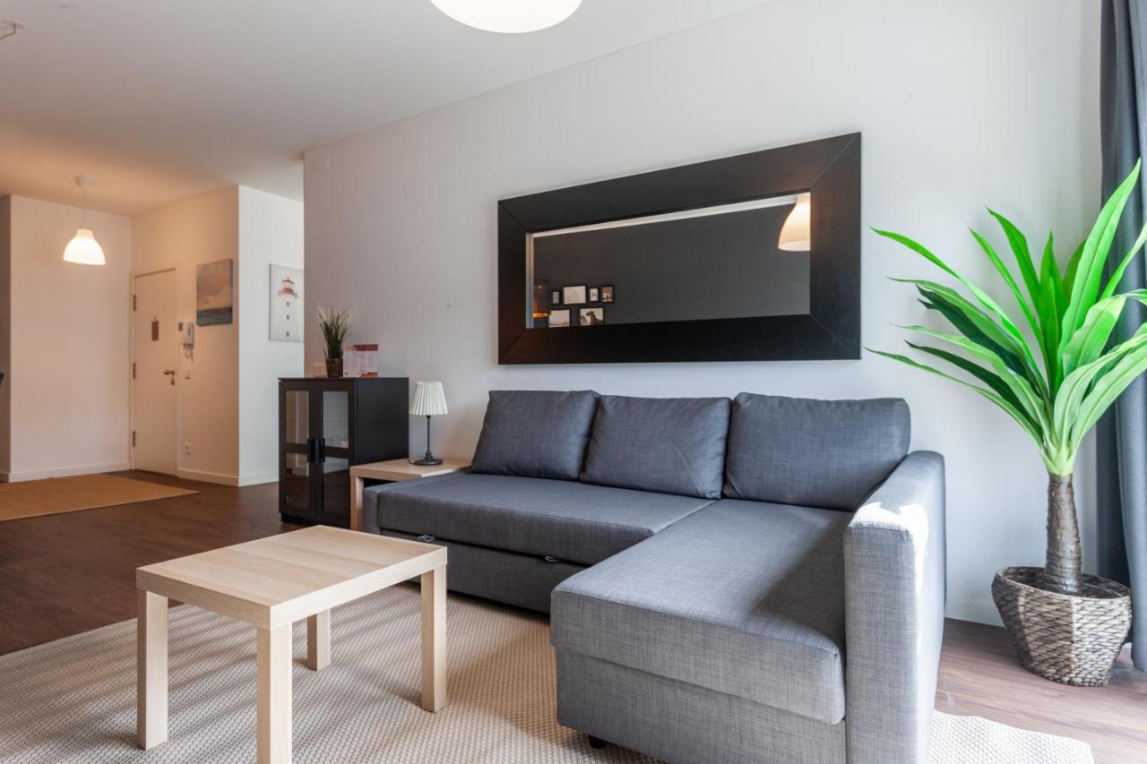 Апартаменты Flh Expo Modern Flat With Balcony Лиссабон Экстерьер фото