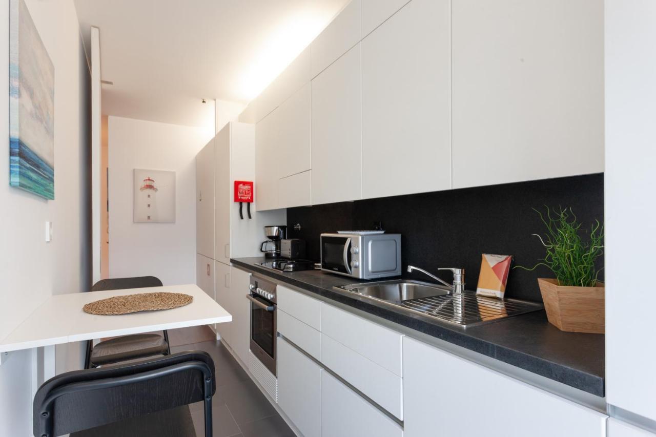 Апартаменты Flh Expo Modern Flat With Balcony Лиссабон Экстерьер фото