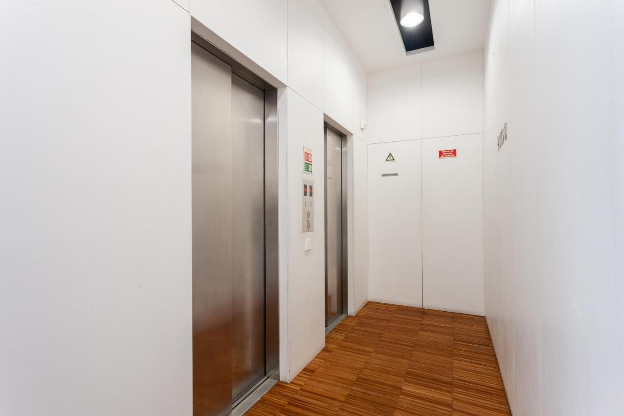 Апартаменты Flh Expo Modern Flat With Balcony Лиссабон Экстерьер фото